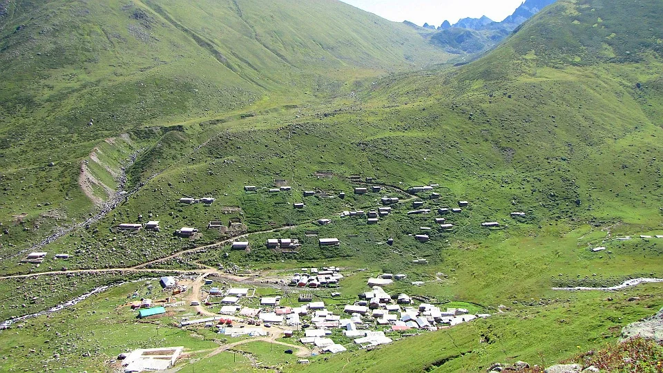Aşağı ve Yukarı Kavron Yaylaları Rize fotoğrafı 3